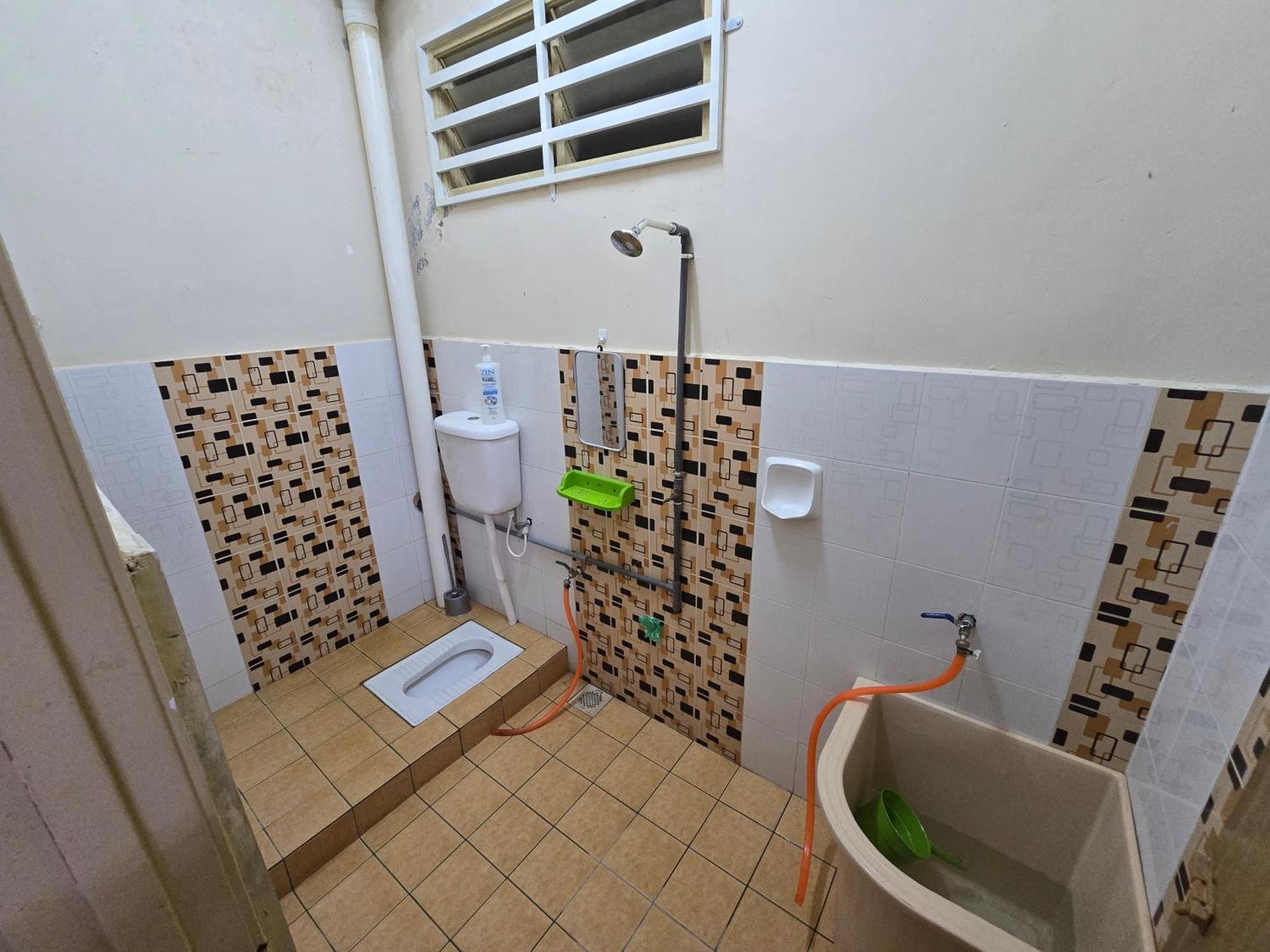 Radzz Holiday home Kampung Gurun